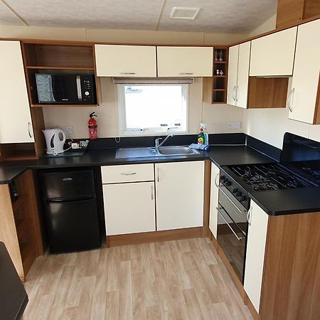 Jp Retreat , West Sand Holiday Park, 셀시 외부 사진
